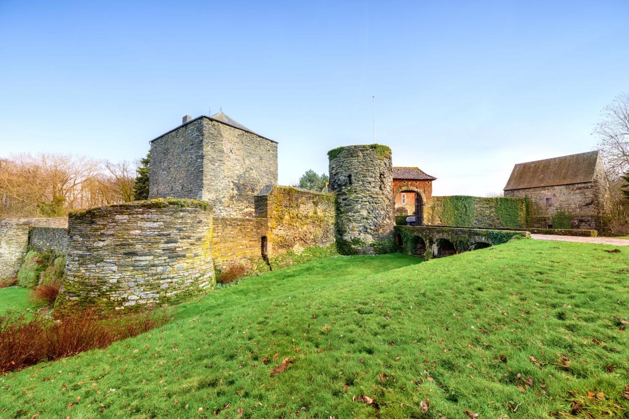 Les Cabanes Champetres - Le Domaine Des Trois Tilleuls Villers-la-Ville Exterior photo