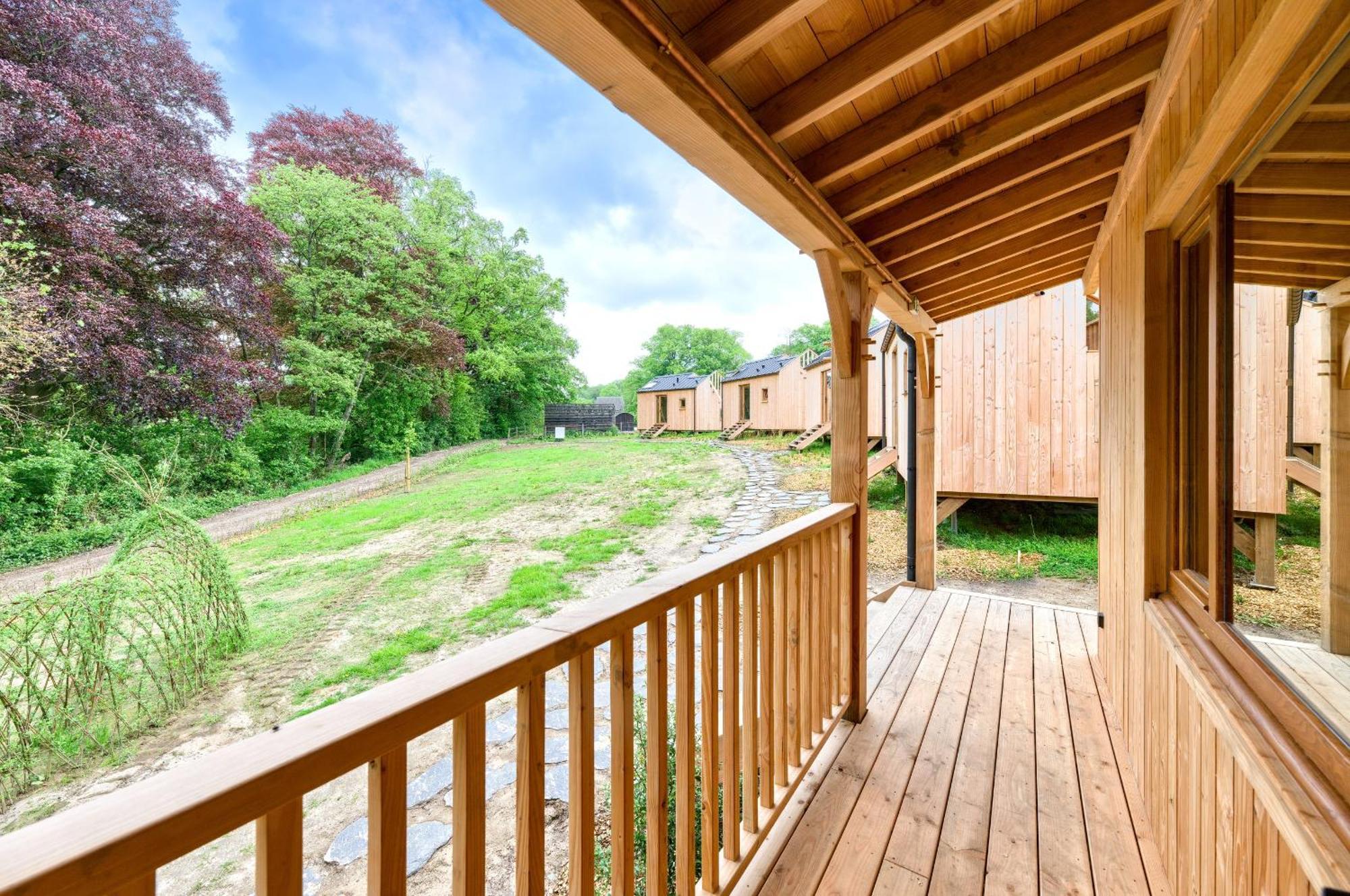 Les Cabanes Champetres - Le Domaine Des Trois Tilleuls Villers-la-Ville Exterior photo